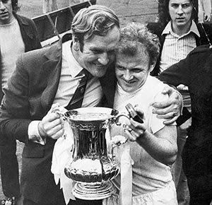 Don Revie and his captain Billy Bremner, after Leeds won the FA Cup